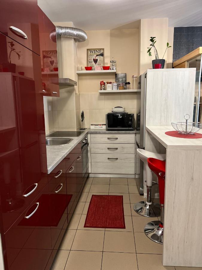 Calla Apartment Zagreb - Novi Apartman, Garaza, Video Nadzor Екстер'єр фото