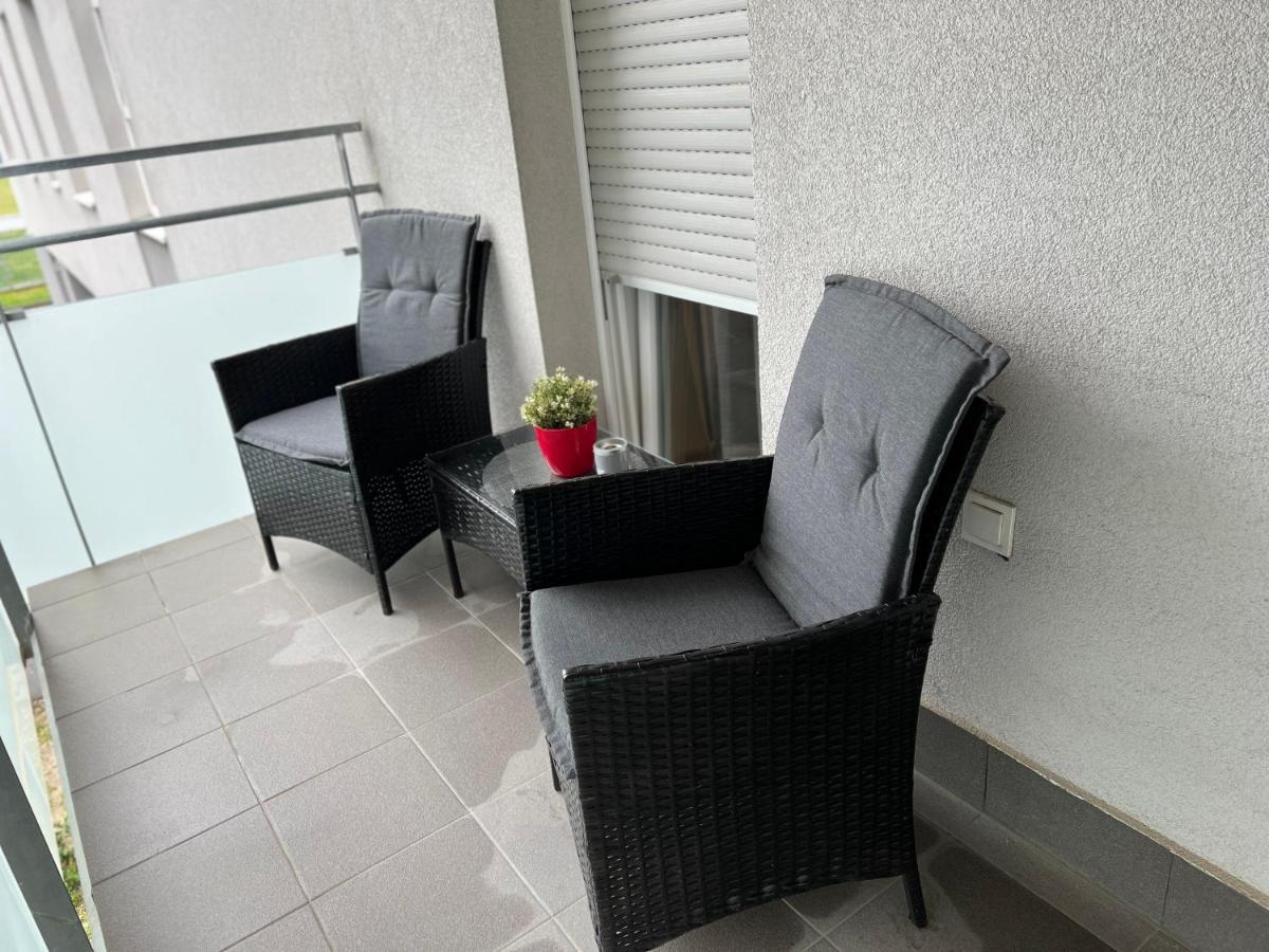 Calla Apartment Zagreb - Novi Apartman, Garaza, Video Nadzor Екстер'єр фото