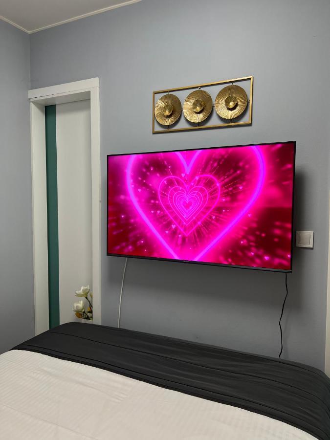 Calla Apartment Zagreb - Novi Apartman, Garaza, Video Nadzor Екстер'єр фото