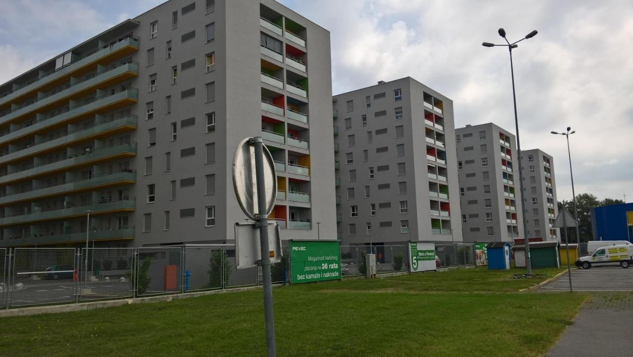 Calla Apartment Zagreb - Novi Apartman, Garaza, Video Nadzor Екстер'єр фото